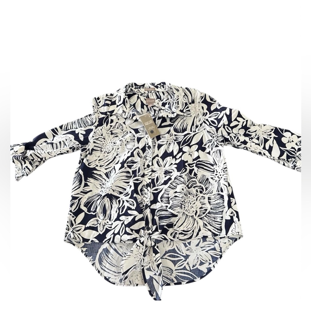 Chico's women Floral Blouse - Black and White